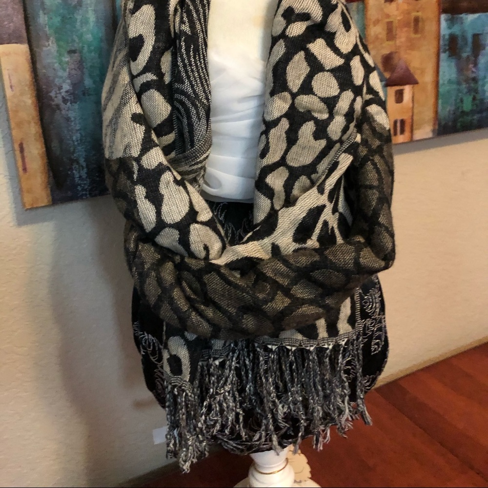 (3/$15) Scarf animal cheetah mixed print